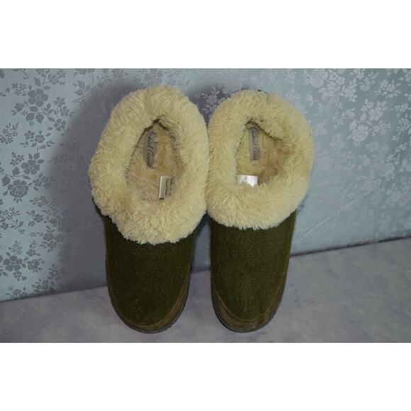 Daniel Green Women's Moss-Colored Faux Fur-Lined Clog Slippers SZ 11M - Picture 1 of 4